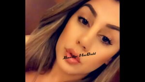 порно видео Arab slut showing her big tits