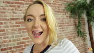 порно видео Blonde Iris Rose Fucked From Behind in POV