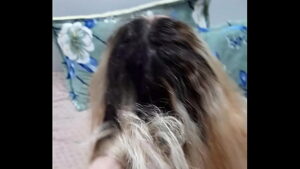 порно видео Blonde likes doggy