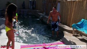порно видео Brunette hottie Trinity St. Clair fucking at poolside
