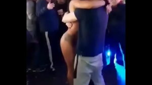 порно видео Cadou. Birthday present.