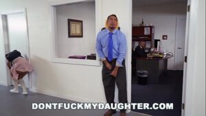 порно видео DON’T FUCK MY step DAUGHTER — Bring step Daughter to Work Day ith Victoria Valencia