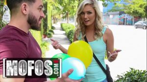 порно видео Hot POV Fuck With Cute Teen Blonde (Winter Bell) — MOFOS