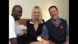 порно видео Interracial Gangbang