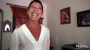 порно видео Marielle mature libertine baise un jeune