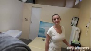 порно видео Massaje con Final Feliz