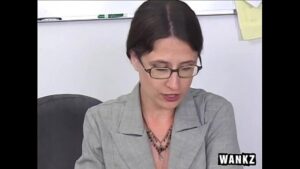 порно видео Mature Lena Ramone hairy pussy and Siiick Facial