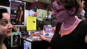 порно видео mature lesbian — cafe