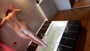 порно видео Peep. Voyeur. Housewife washes in the shower with soap, shaves her pussy in the bath. Security Camera 1
