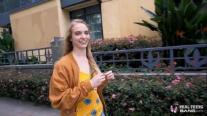 порно видео Real Teens — Petite Russian Gets Tight Pussy Stretched