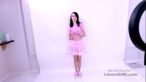 порно видео Super Cute 19 Babe gets fucked and rims at audition